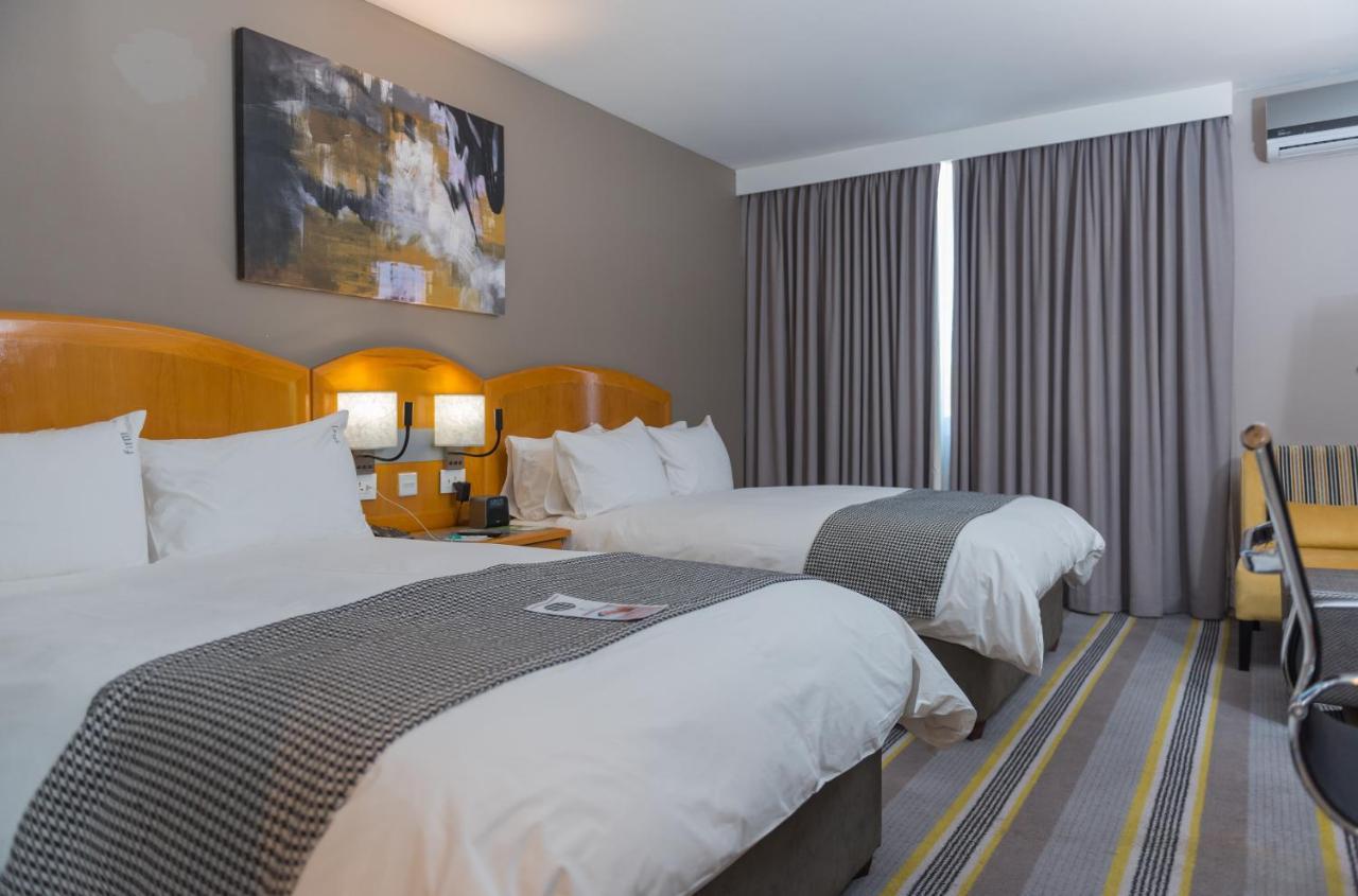 Holiday Inn - Mutare By Ihg Экстерьер фото